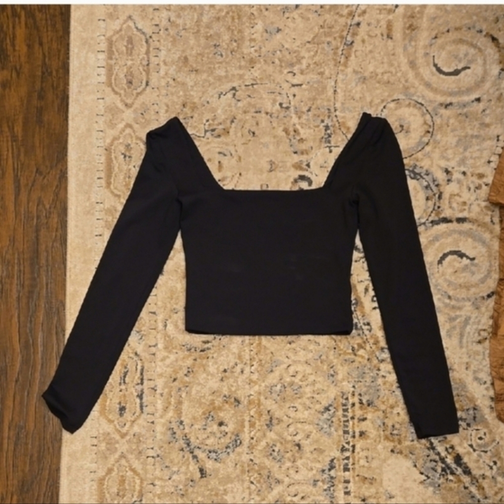 Aritzia Top Size S